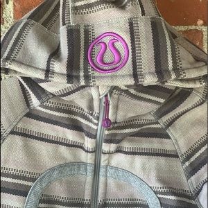 Lululemon Scuba Hoodie - Size 6
